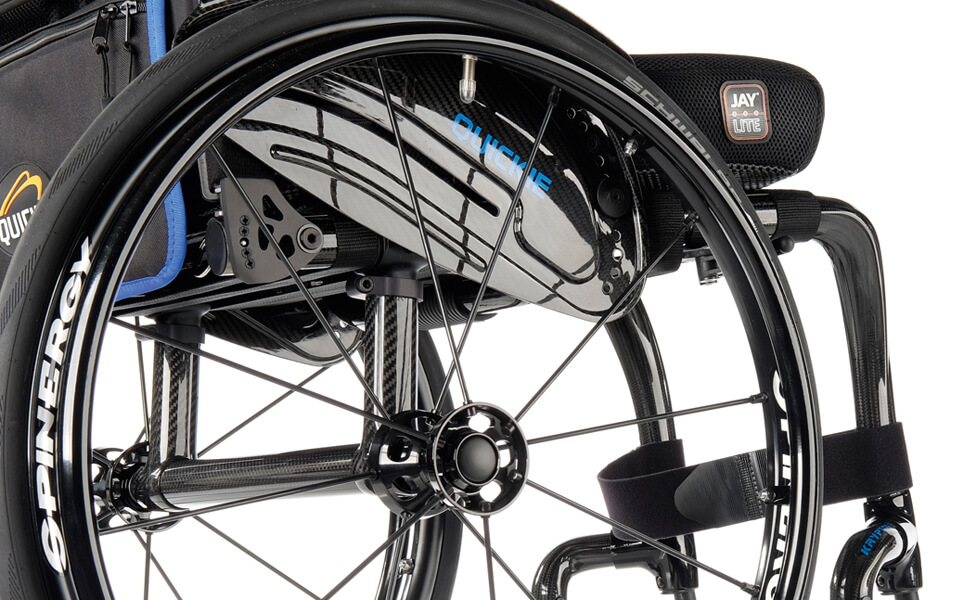 Quickie クリプトンR カーボンファイバー固定式車いす | Sunrise Medical