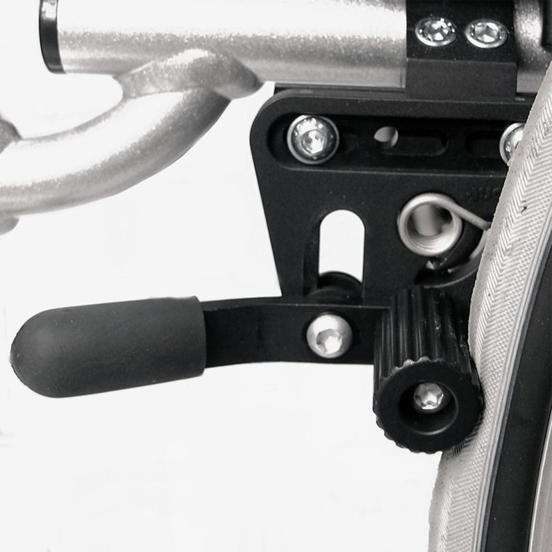 標準ブレーキ (アクティブ ブレーキ)