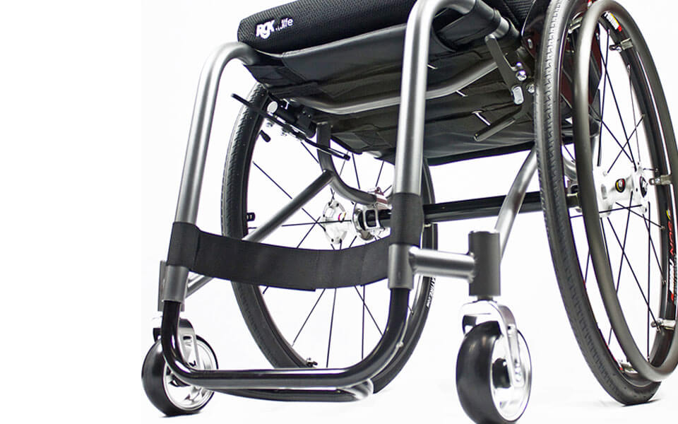 RGK製 ハイライト固定式チタン製車いす | Sunrise Medical